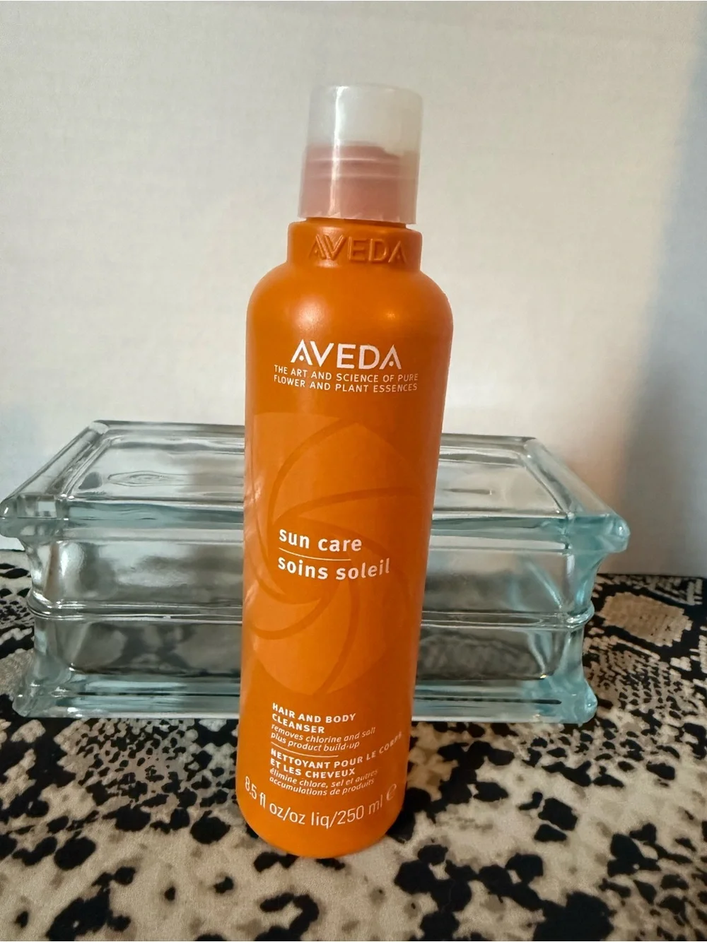 AVEDA Sun Care Hair & Body Cleanser — Bright Orange Bottle